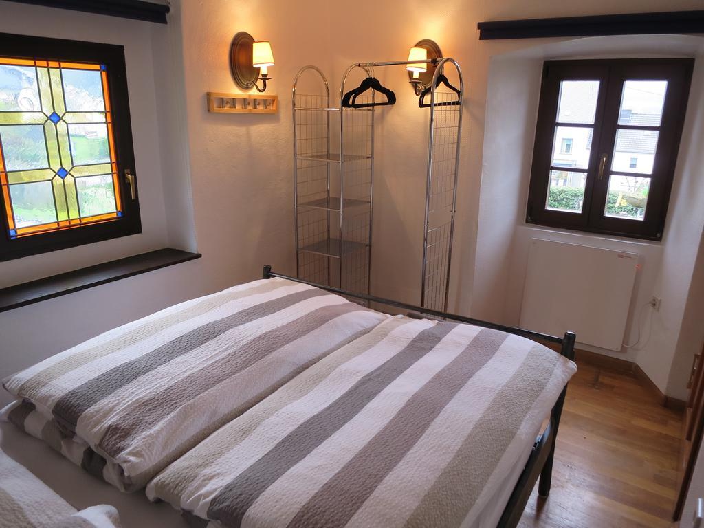 Ferienwohnungen Haus Hinneres Schalkenmehren Luaran gambar