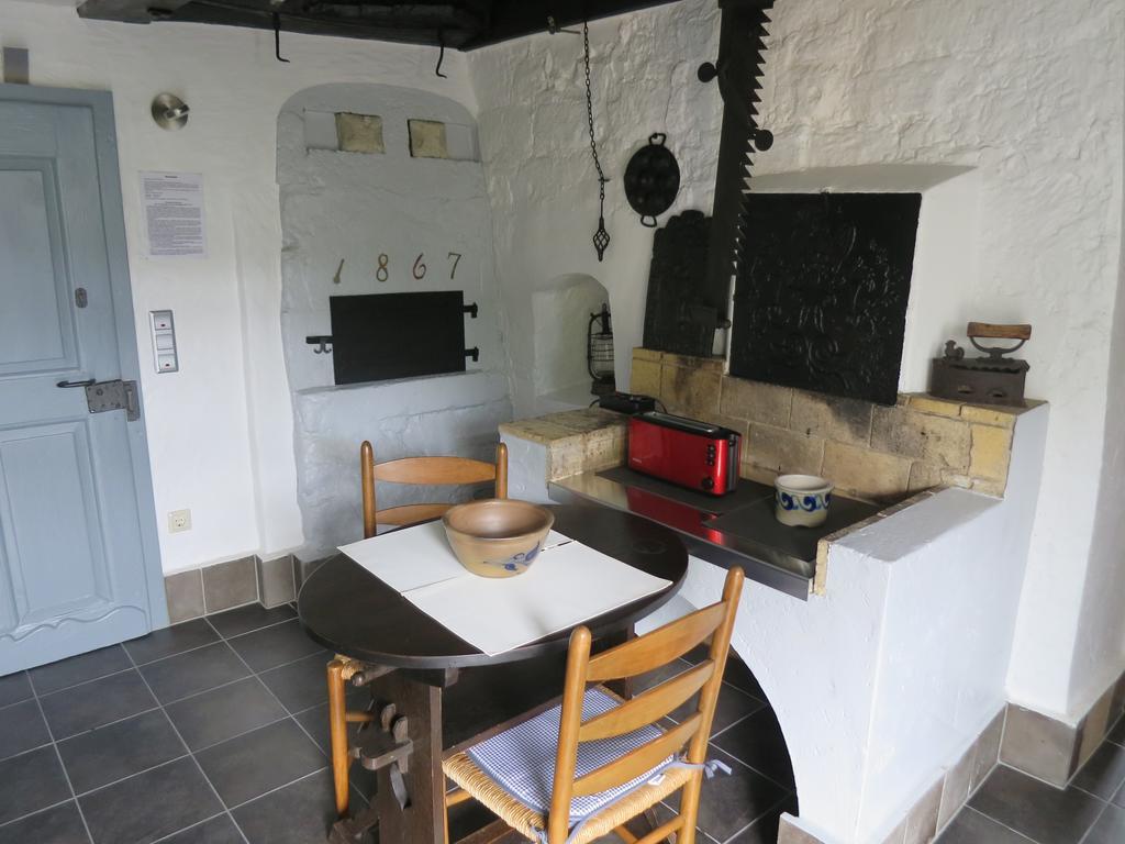 Ferienwohnungen Haus Hinneres Schalkenmehren Luaran gambar