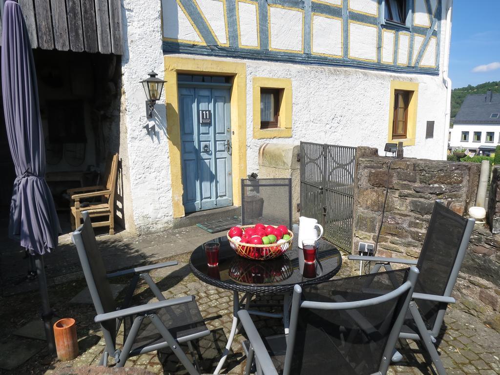 Ferienwohnungen Haus Hinneres Schalkenmehren Luaran gambar