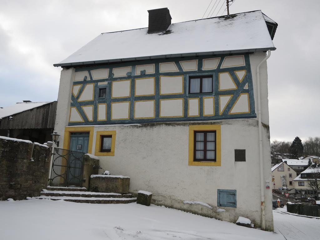 Ferienwohnungen Haus Hinneres Schalkenmehren Luaran gambar